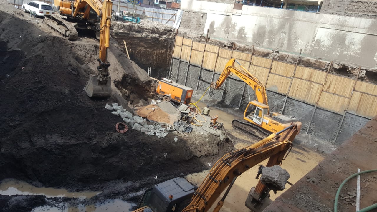 Steel Soldier Pile and Timber Lagging - IOTA Engineering & Construction Ltd